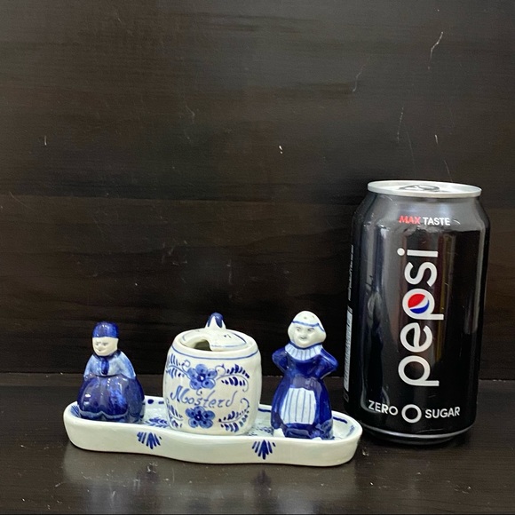 DELFTS Holland Dutch Boy Girl Salt & Pepper Shaker - Picture 3 of 14